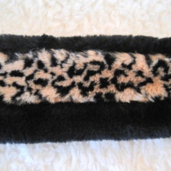 Leopard/Black Faux Fur Headband - Picture 5 of 8